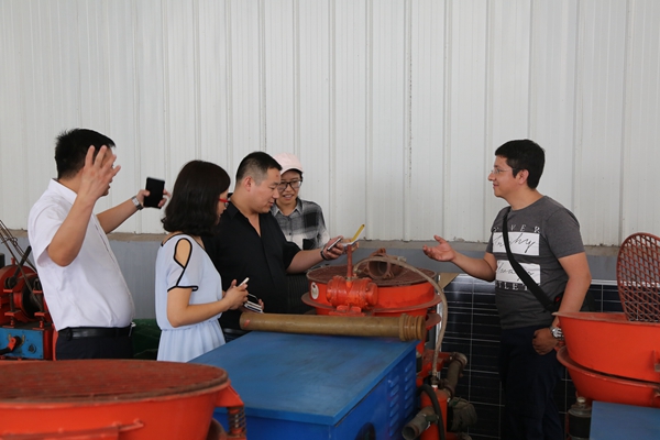 Warmly Welcome Colombian Merchants To Visit China Coal Group For Shotcrete Machine