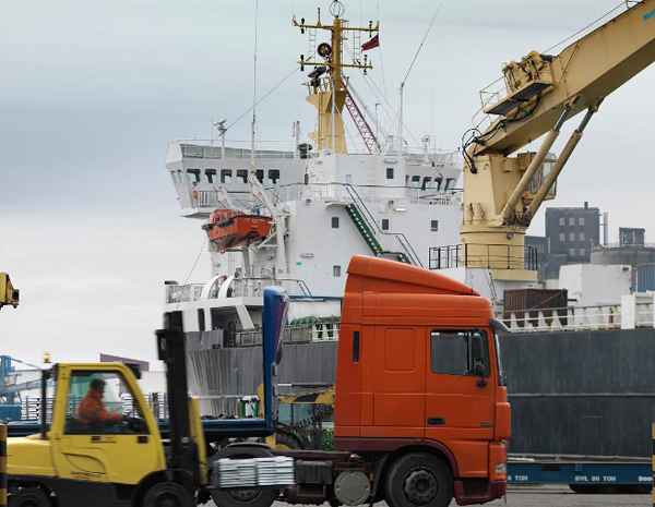 A Batch Of Backhoe Loader Sent To Canada Clients