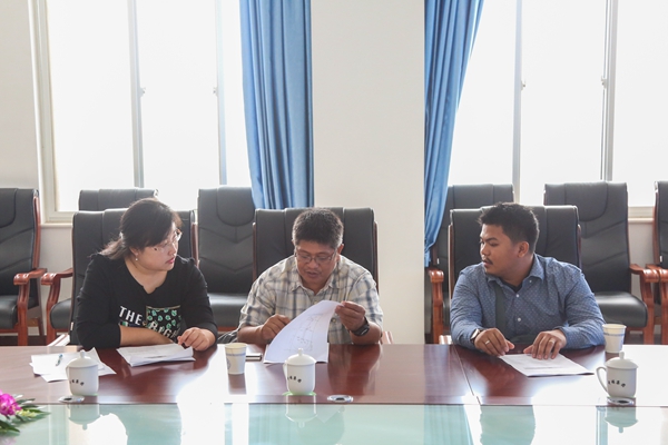 Warmly Welcome Philippine Merchants to Visit China Coal Group for Purchasing