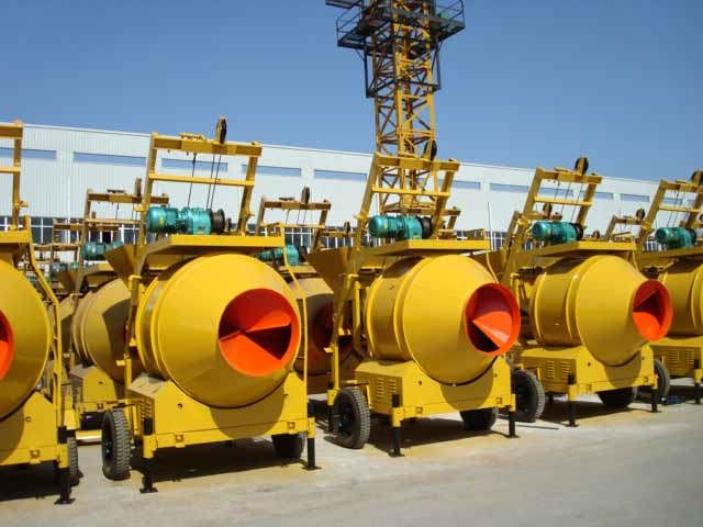 How to maintain small concrete mixer