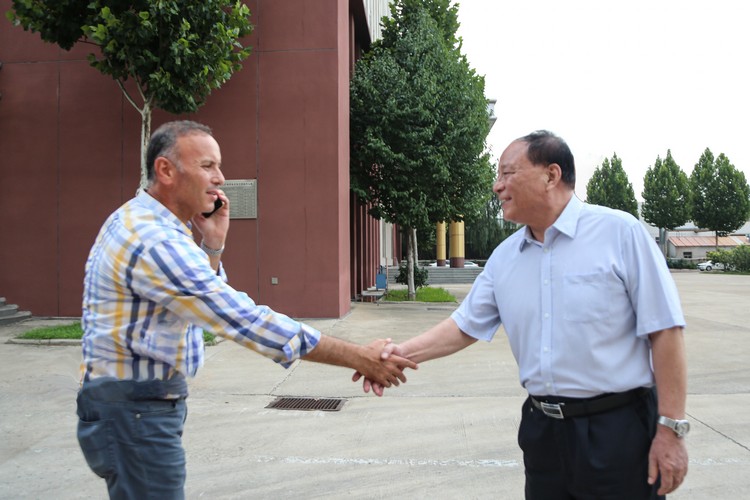 Egyptian Businessmen Visit China Coal Group To Purchase Construction And Coal Mining Equipment